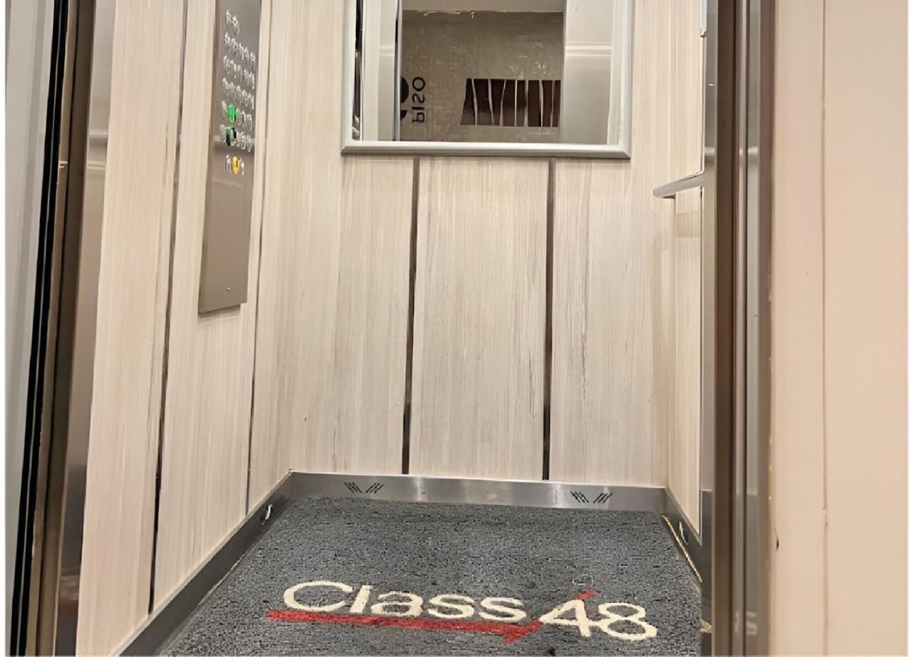 Class 48, Sabaneta Eksteriør bilde